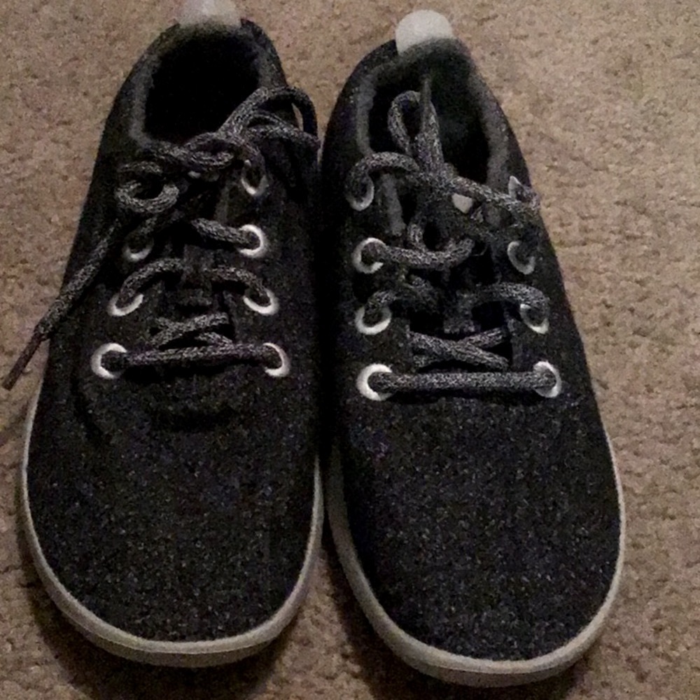 ALL BIRDS GRAY FLANNEL MOST COMFORTABLE SNEAKER EVER 9 M - Picture 1 of 9